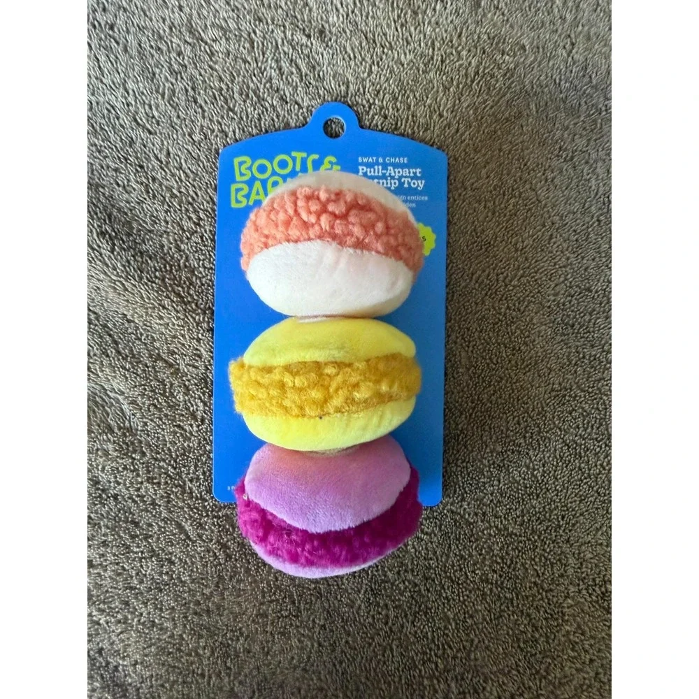 Boots & Barkley Swat & Chase Pull-Apart Catnip Toy Macaron Plush 3 Piece Set NIP